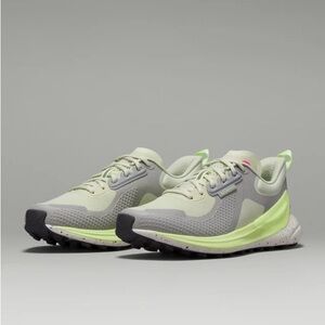 Lululemon Blissfeel trail running shoes women’s sz 6.5